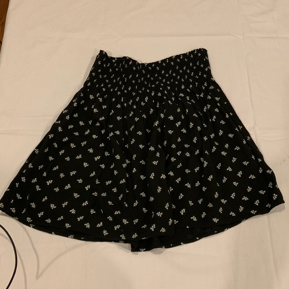 EUC Skirt Medium